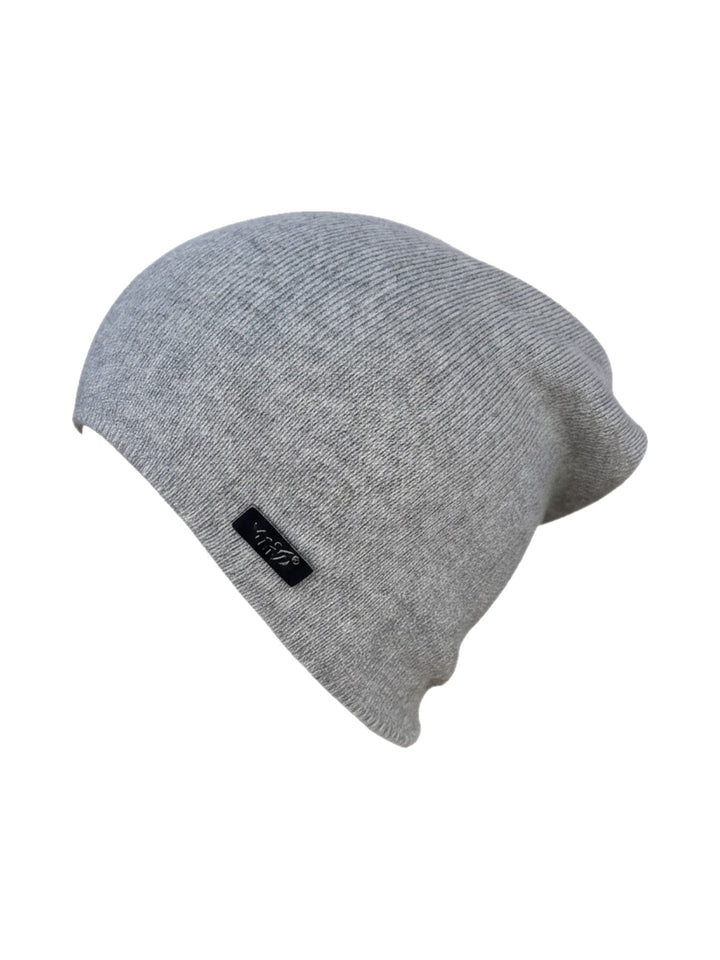 Men's ribbed beanie with leather-look patch in grey